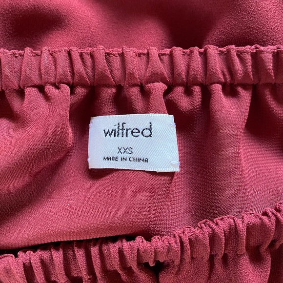 Wilfred Wine Red Off The Shoulder Flowy Wide Sleeve Top - Picture 2 of 2